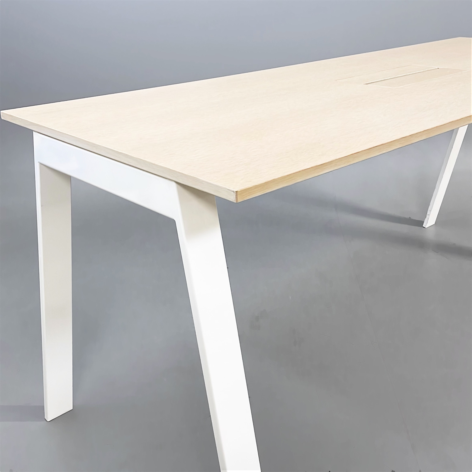 Galleribild #1 för Projektbord Piece 2100x800mm