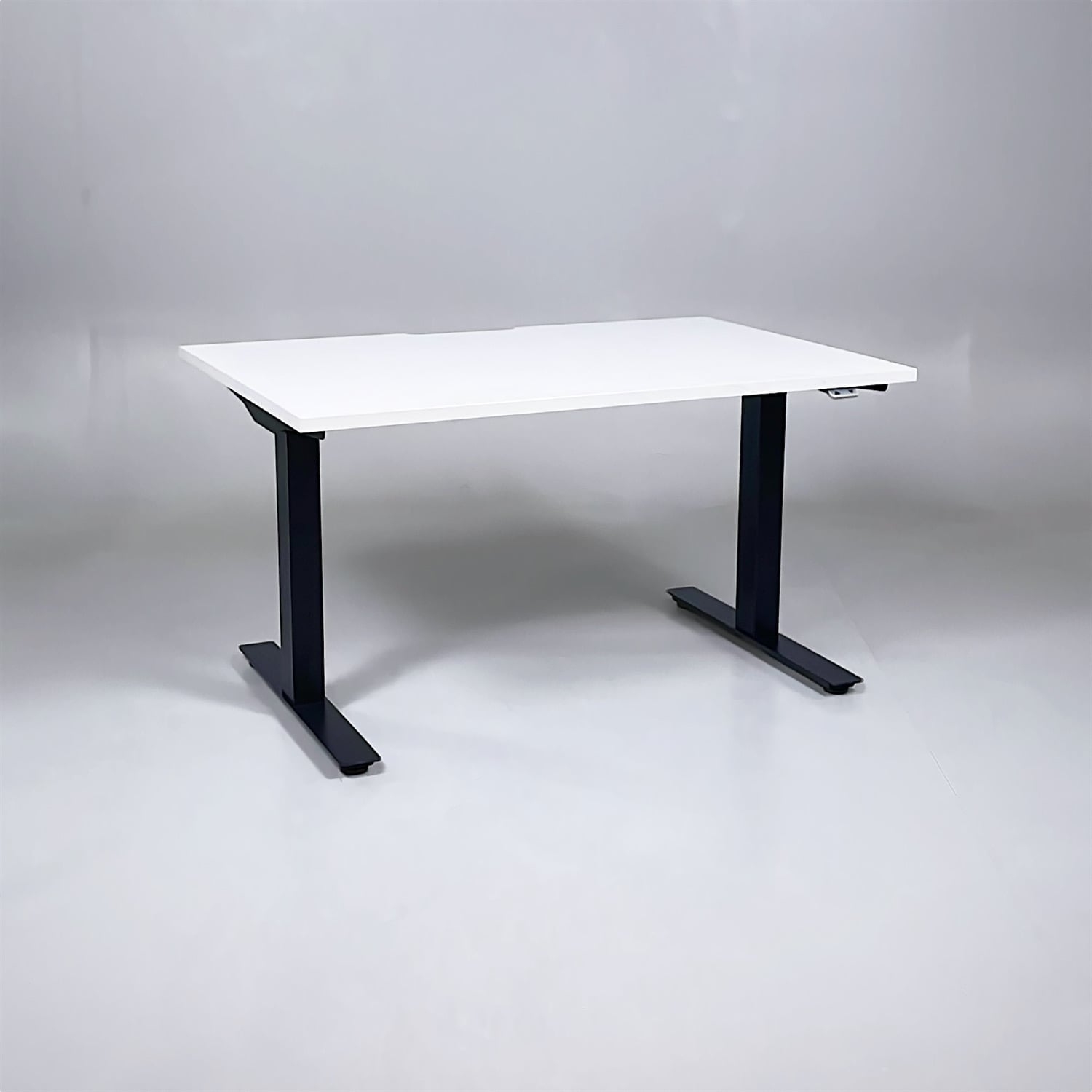 Höj- och sänkbart skrivbord 1200mm