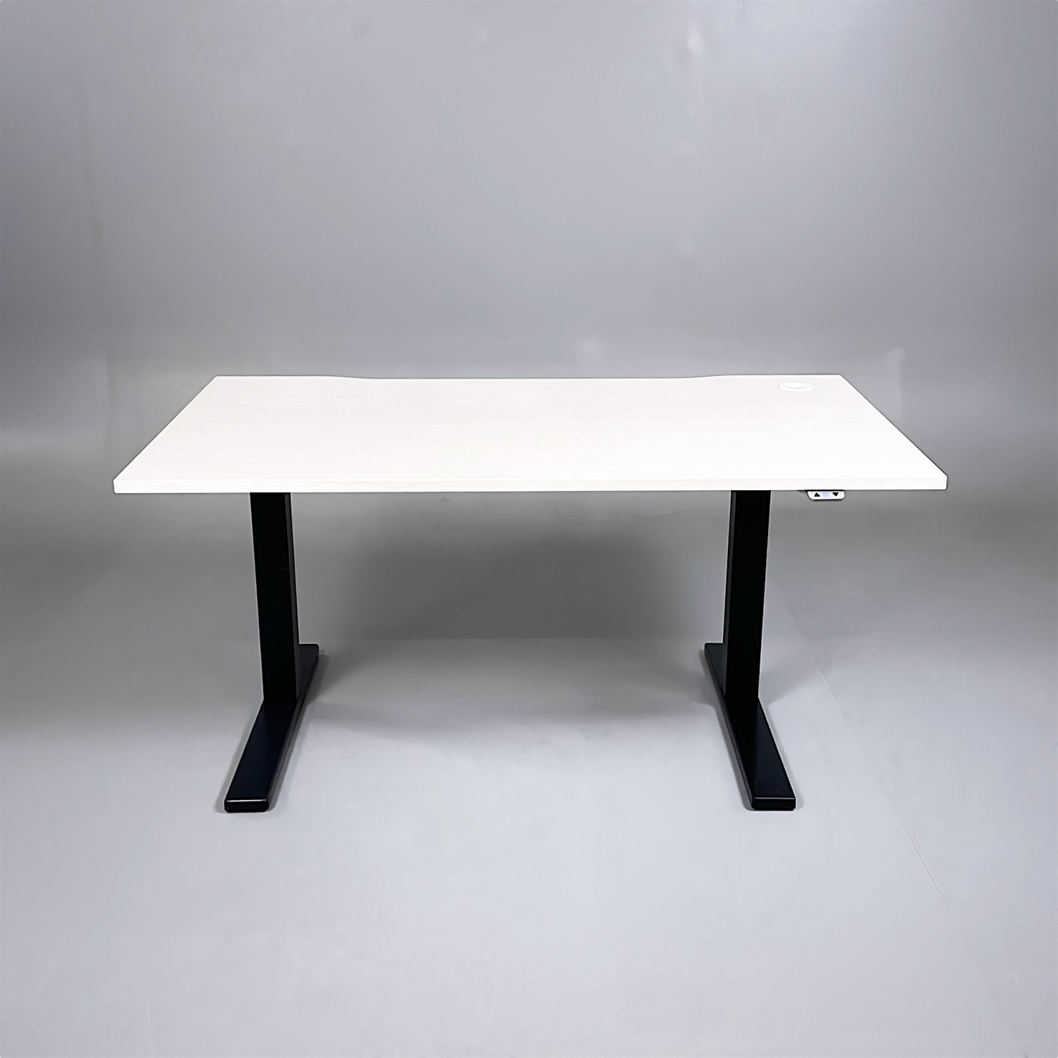 Galleribild #1 för Höj- och sänkbart skrivbord 1400mm