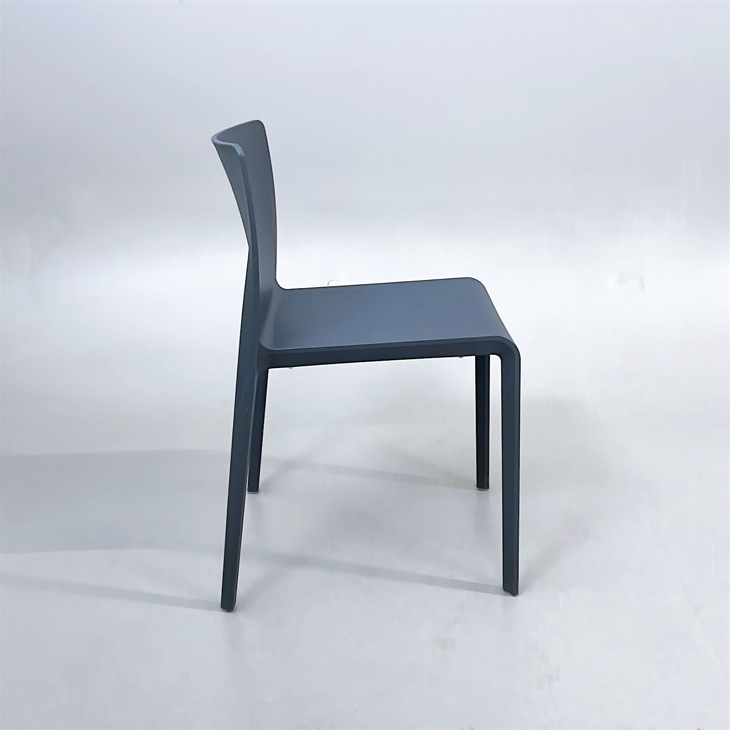 Galleribild #2 för Caféstol Volt