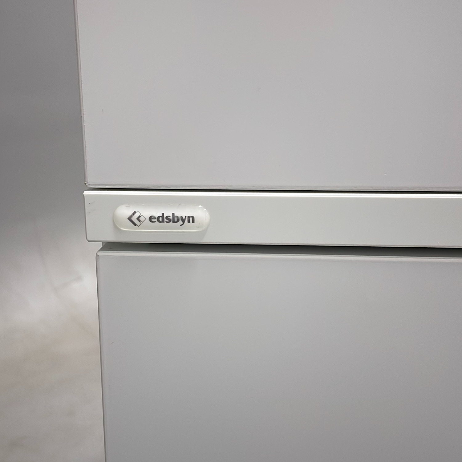 Galleribild #4 för Towerskåp vänster med topphylla