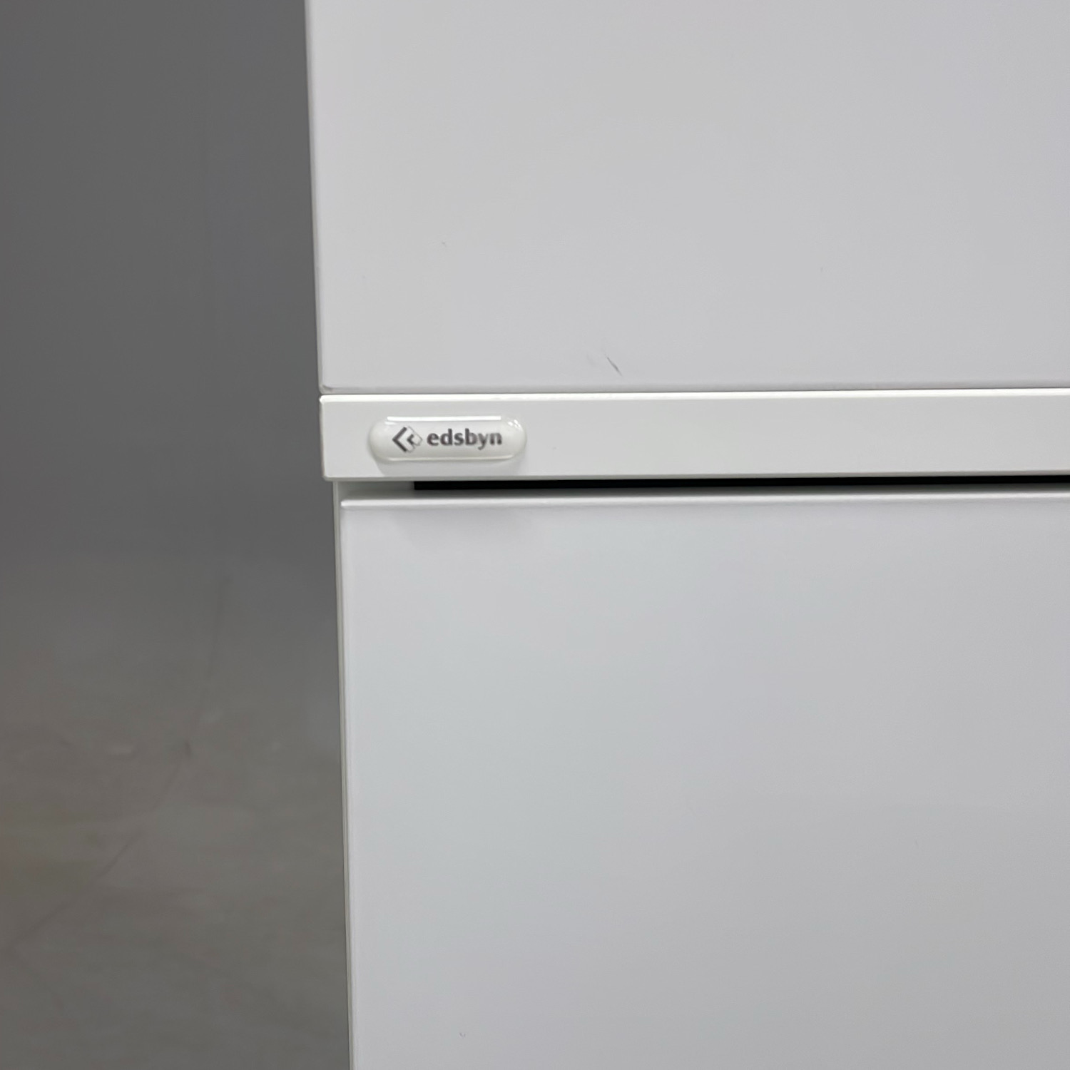 Galleribild #4 för Towerskåp höger med topphylla