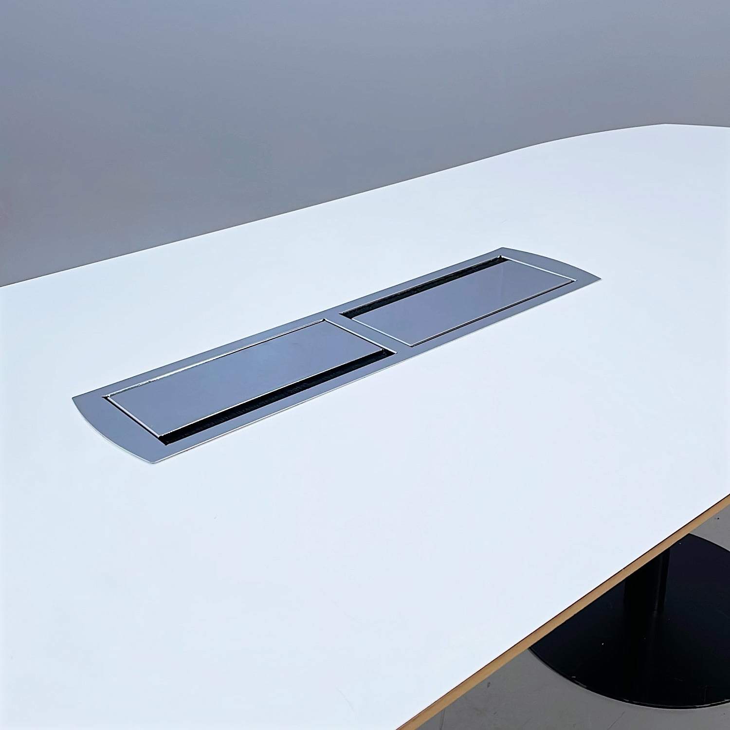 Galleribild #4 för Konferensbord 2400x900mm