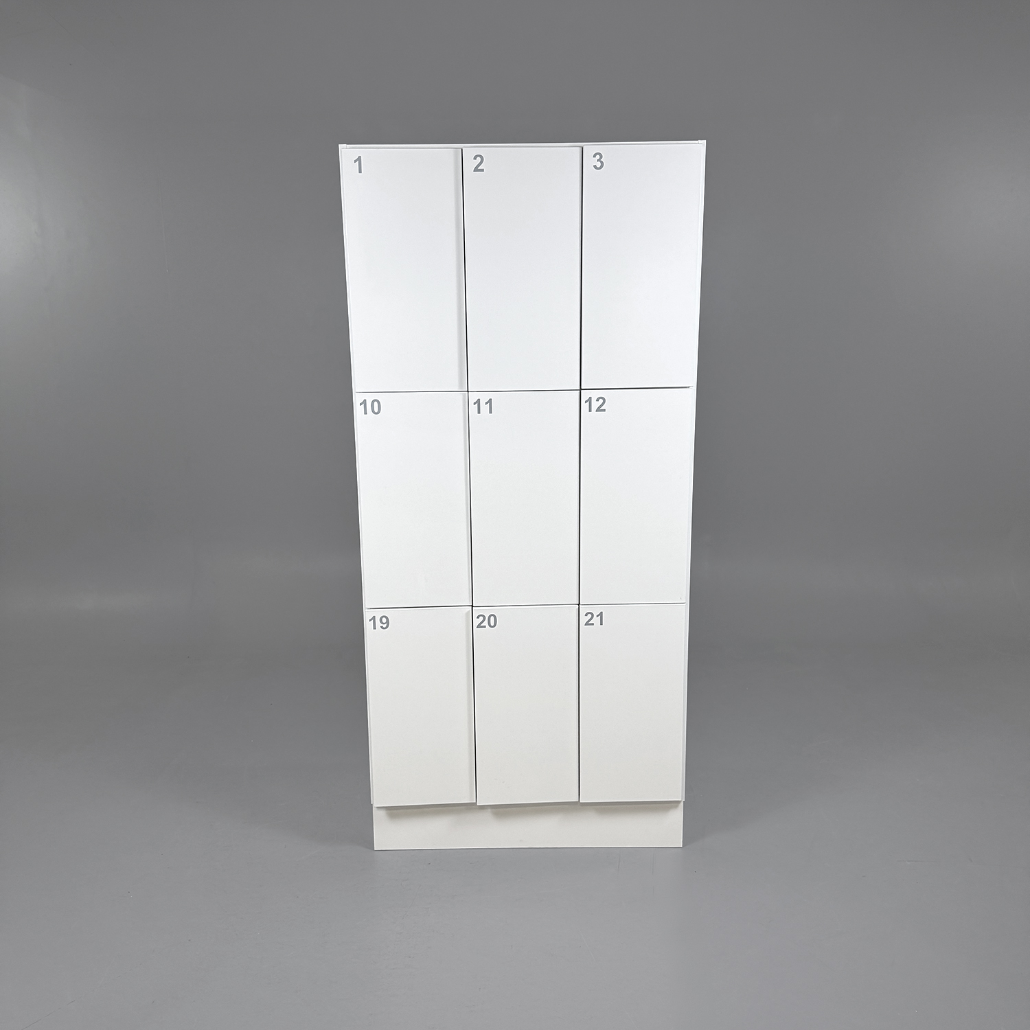 Galleribild #1 för Personalskåp RFID-lås 9 luckor