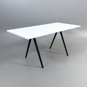 Konferensbord Meety 1590x790mm
