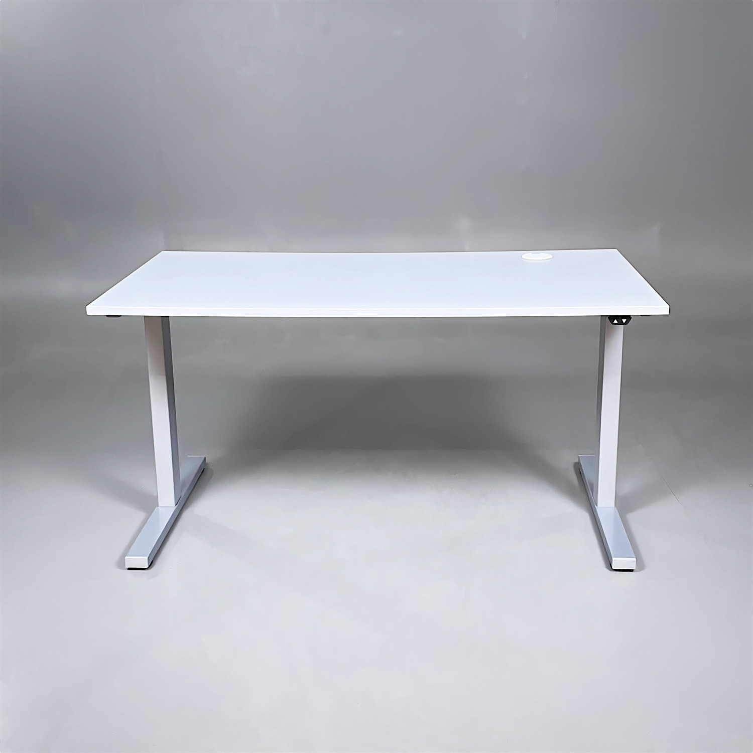 Galleribild #1 för Höj- och sänkbart skrivbord 1400mm