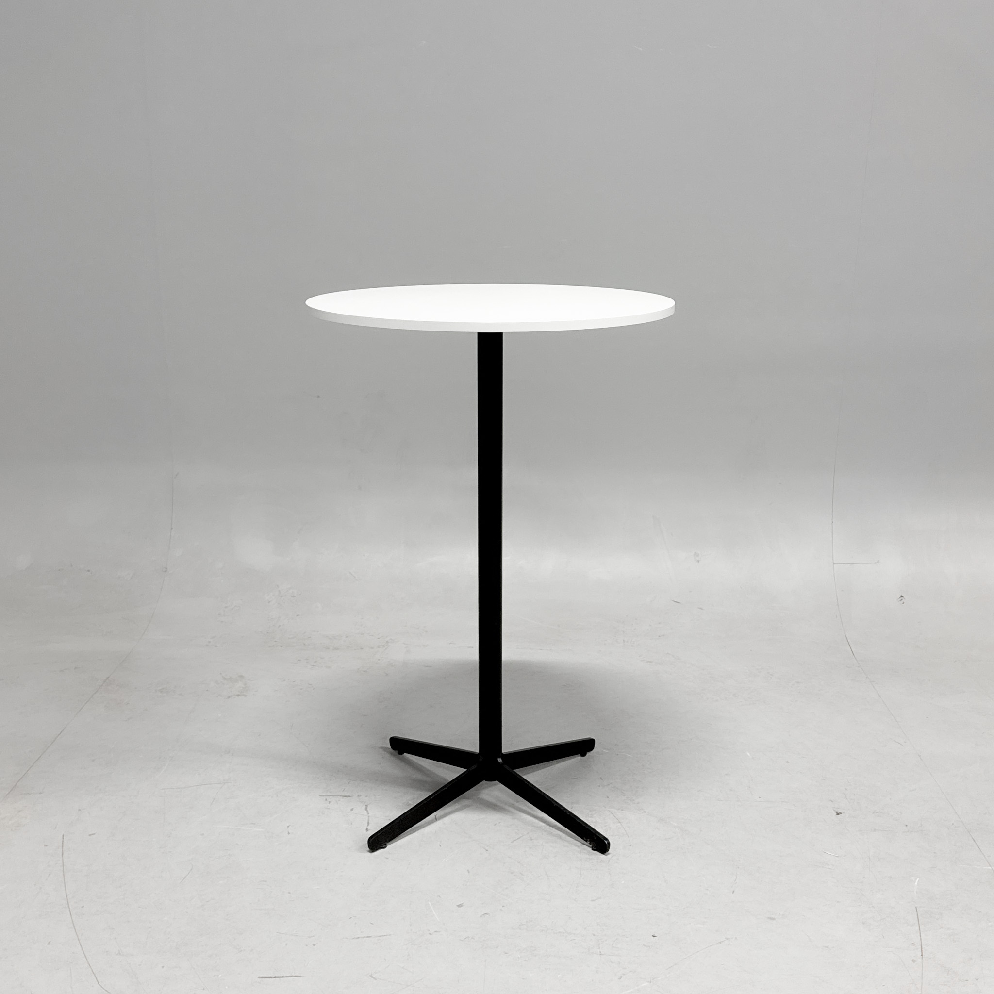 Galleribild #1 för Barbord Feather Ø700mm
