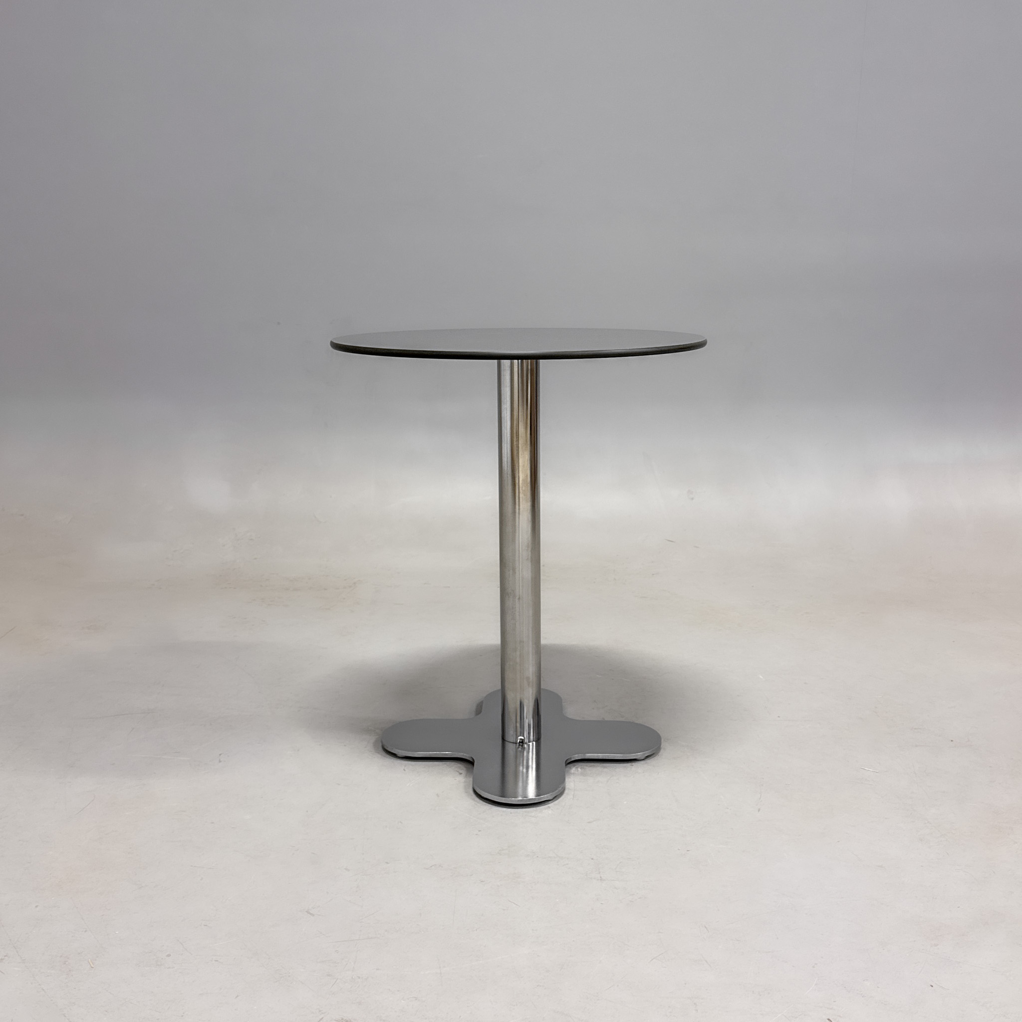 Galleribild #1 för Cafébord Bit Ø600mm