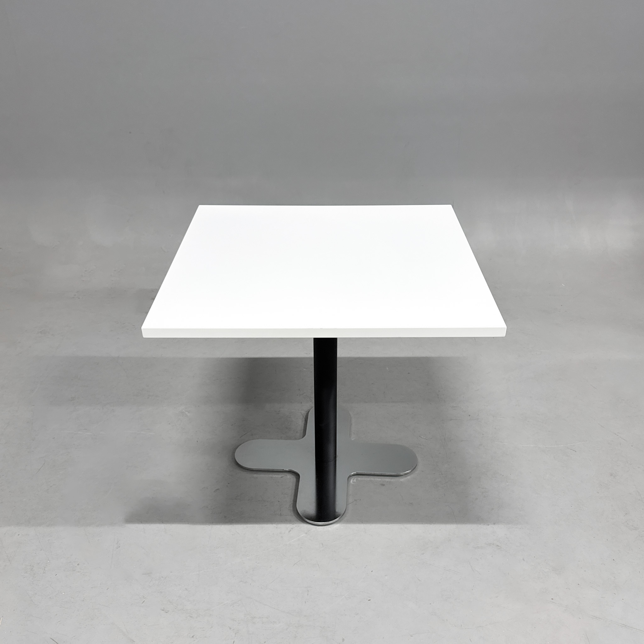 Galleribild #2 för Cafébord Bit