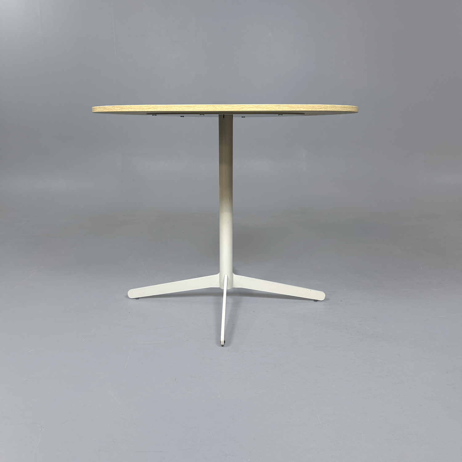 Galleribild #1 för Cafébord Feather Ø900mm