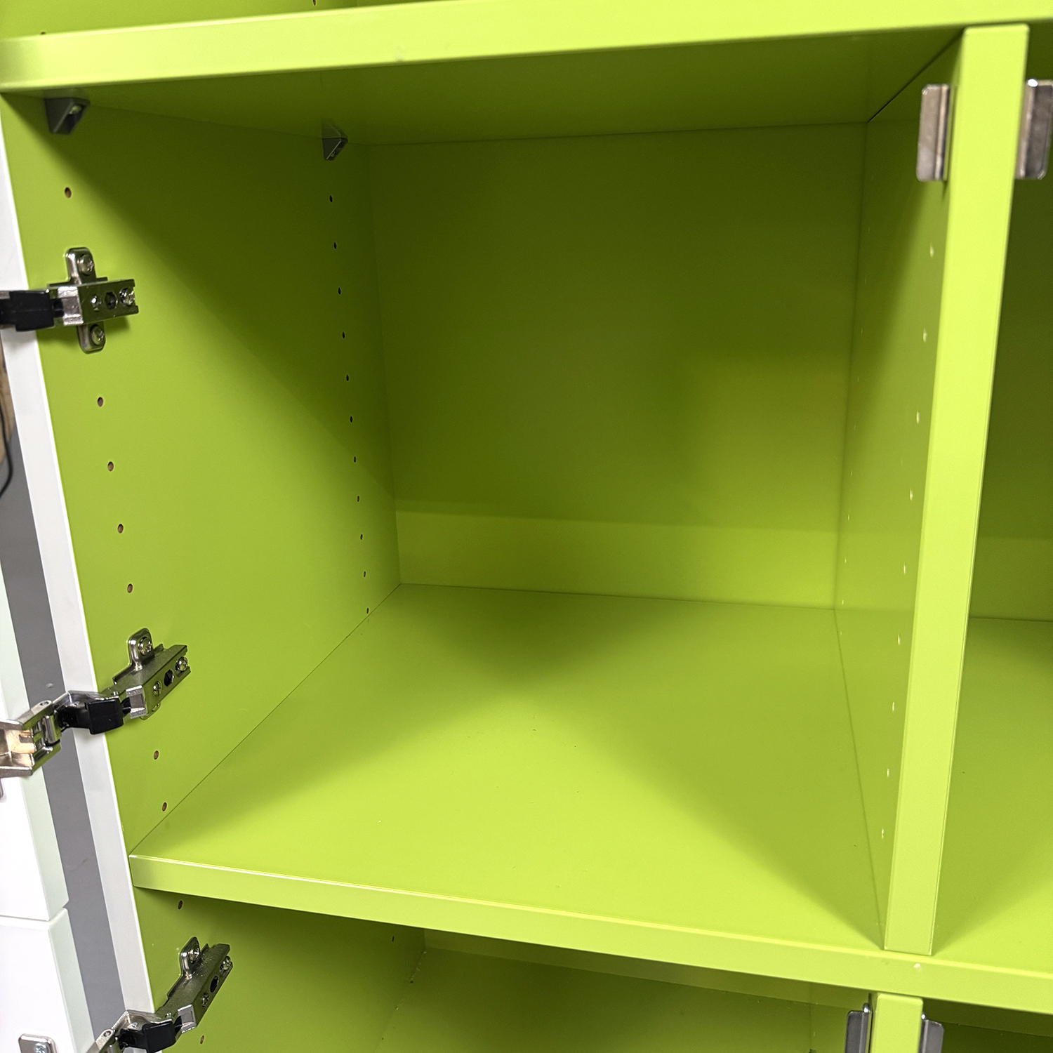 Galleribild #4 för Personalskåp 6 luckor