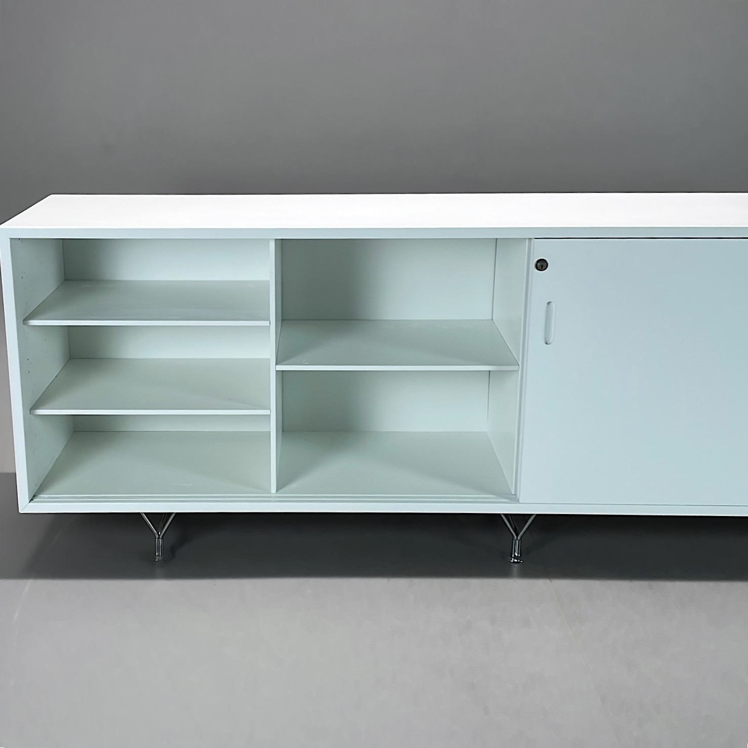 Galleribild #1 för Skjutdörrskåp MI-806