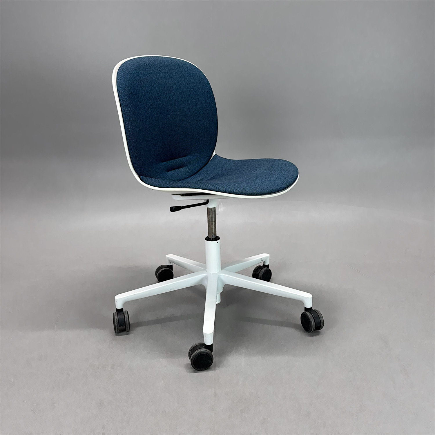 Huvudbild för Konferensstol Noor 6050SB