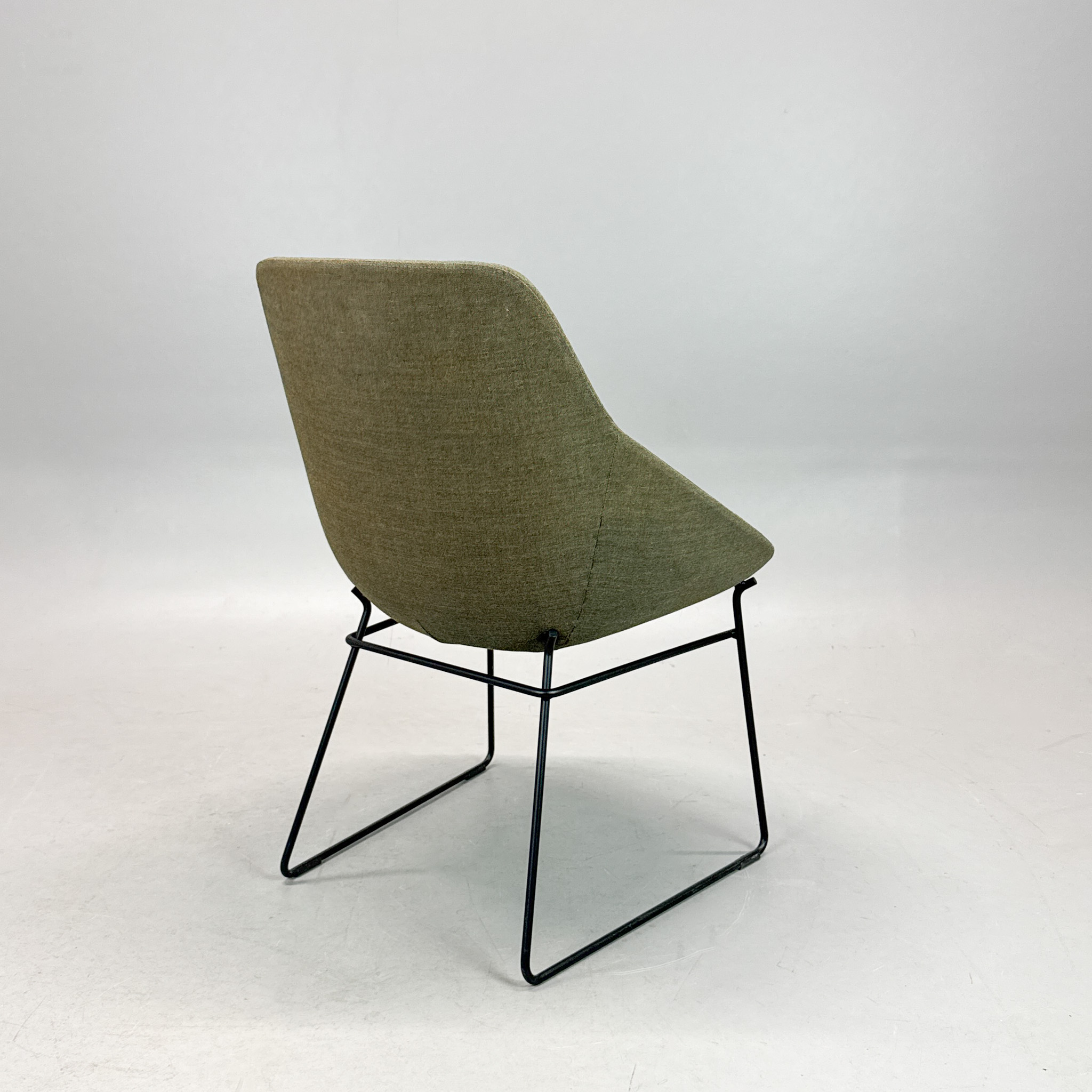 Galleribild #2 för Konferensstol Ezy Low