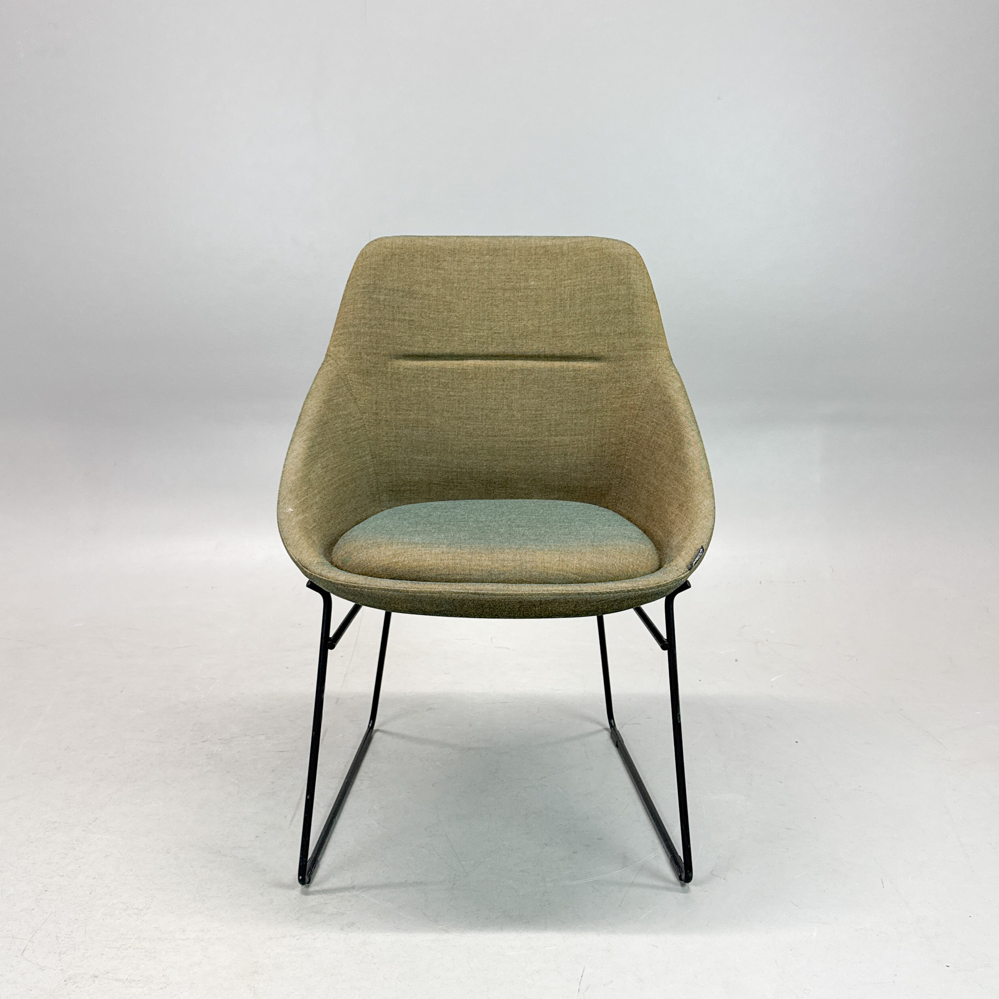 Galleribild #1 för Konferensstol Ezy Low