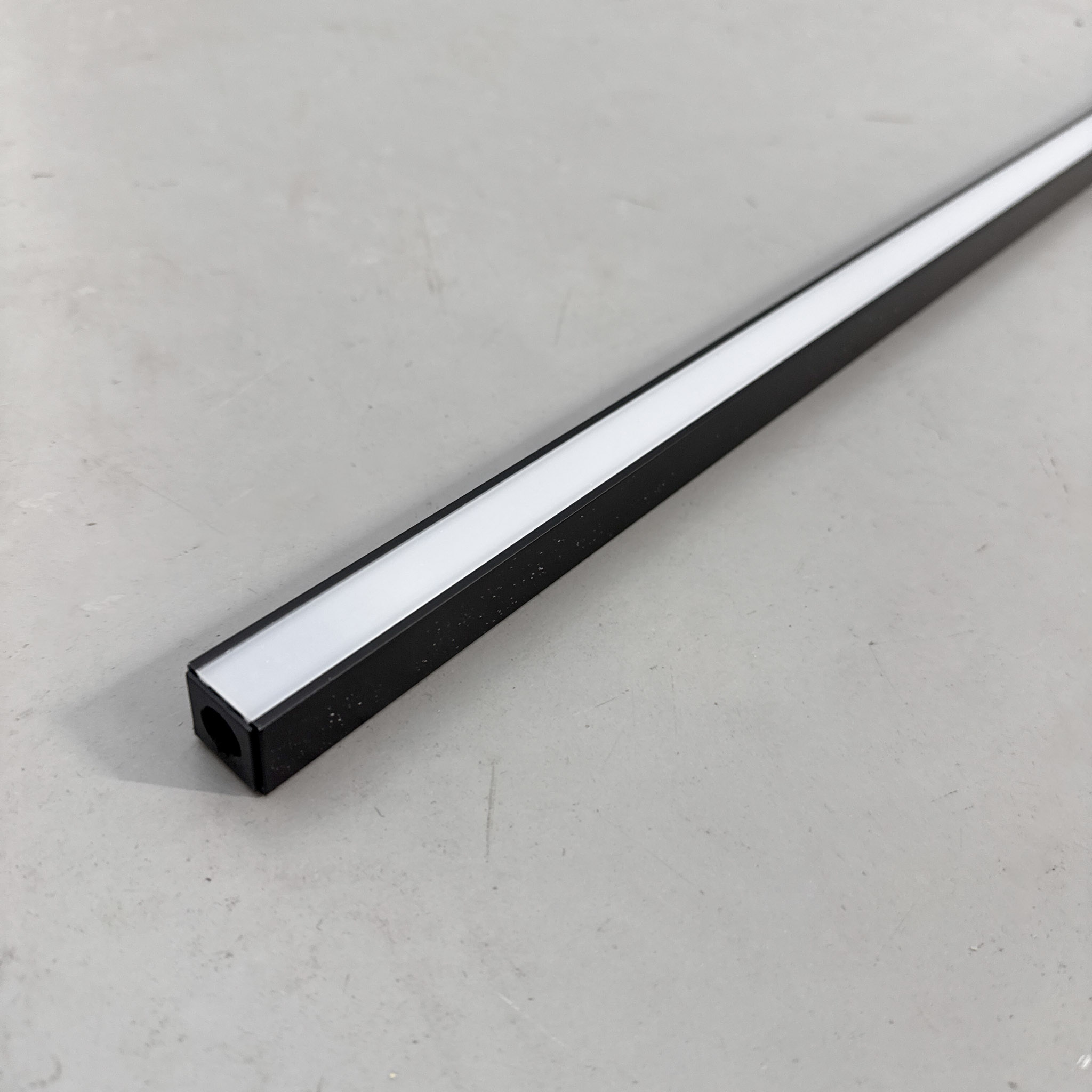 Galleribild #1 för Taklampa Linescapes 1300mm