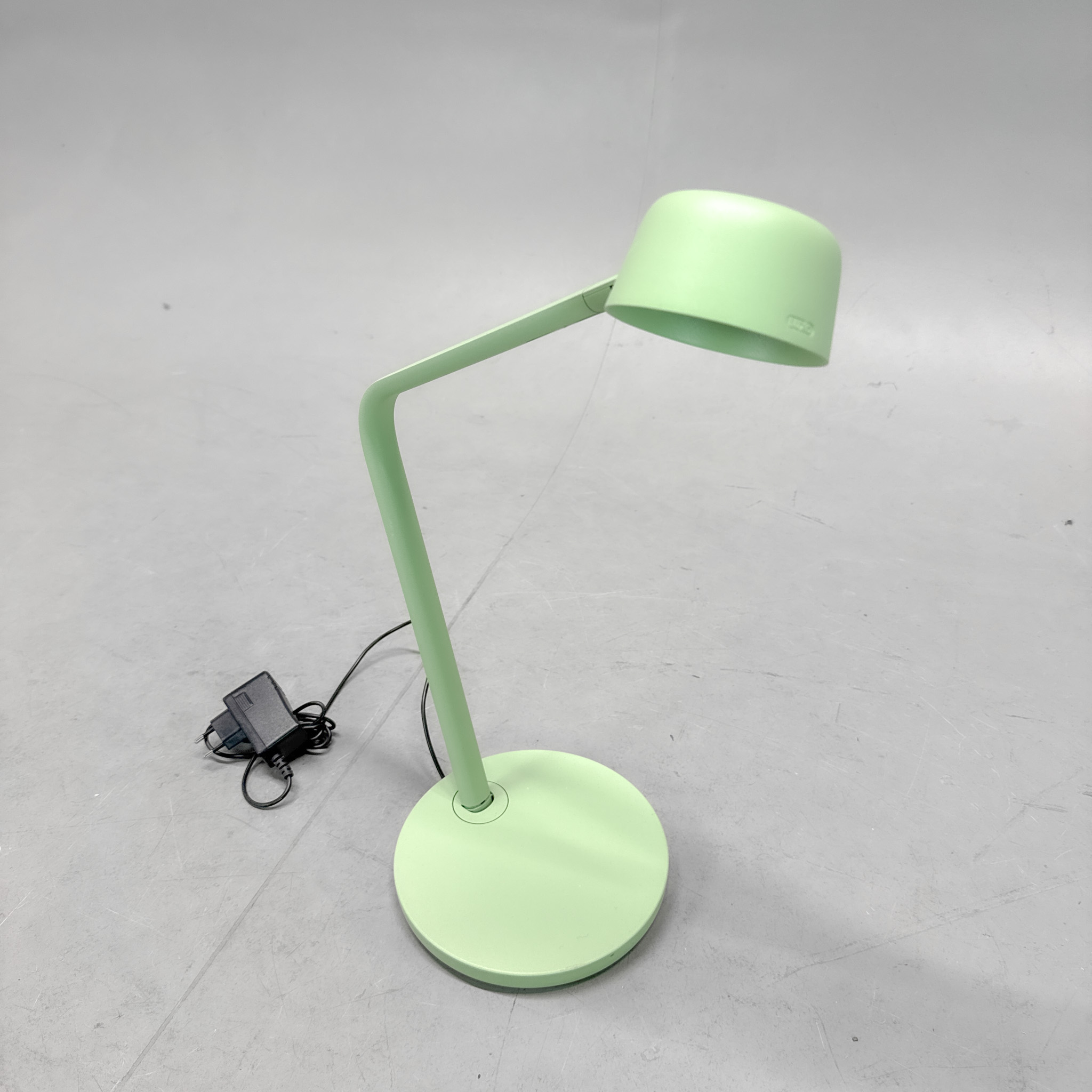 Galleribild #4 för Skrivbordslampa Motus