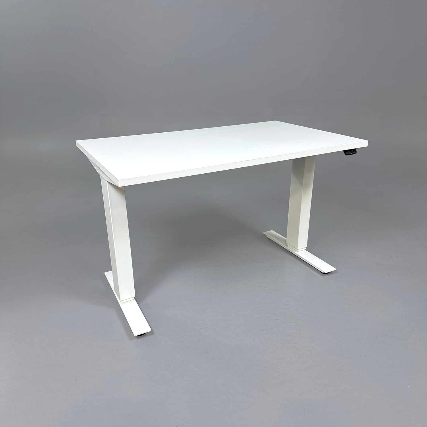 Höj- och sänkbart skrivbord 1000mm