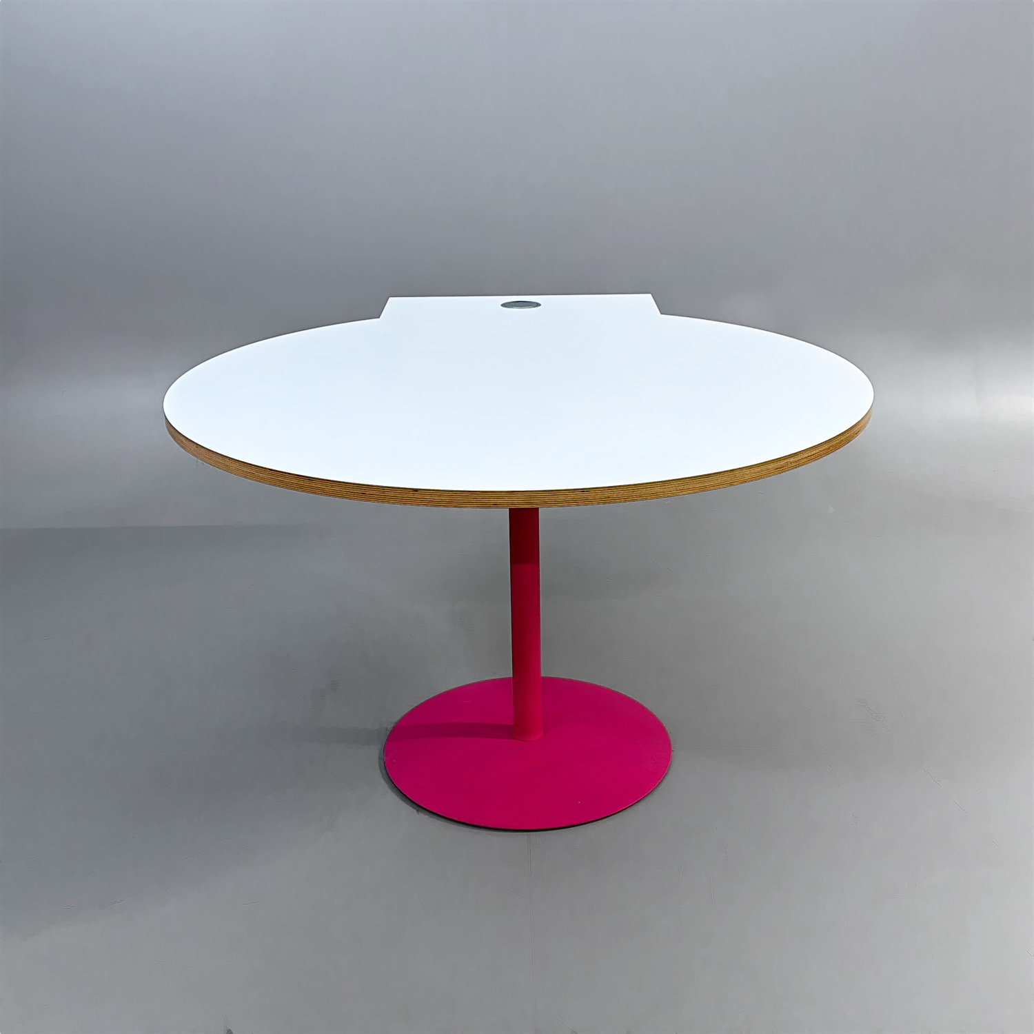 Galleribild #1 för Konferensbord 1200x1340mm