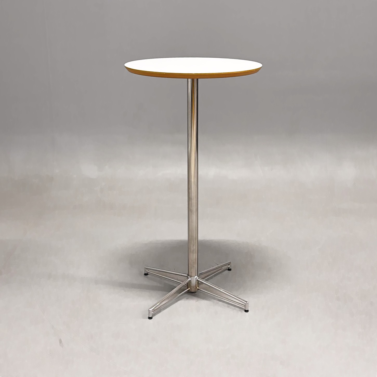 Barbord X-bone Ø600mm