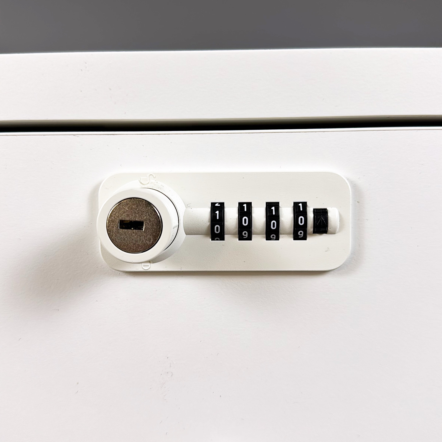 Galleribild #4 för Towerskåp vänster