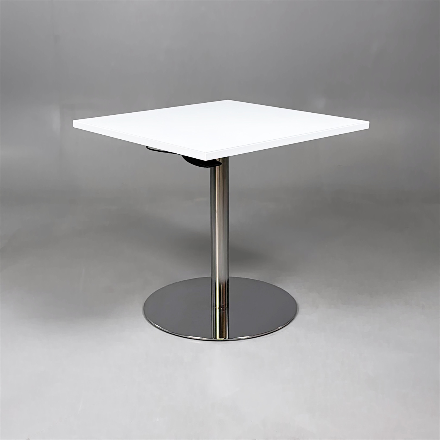 Cafébord 700x700mm höj- och sänkbart