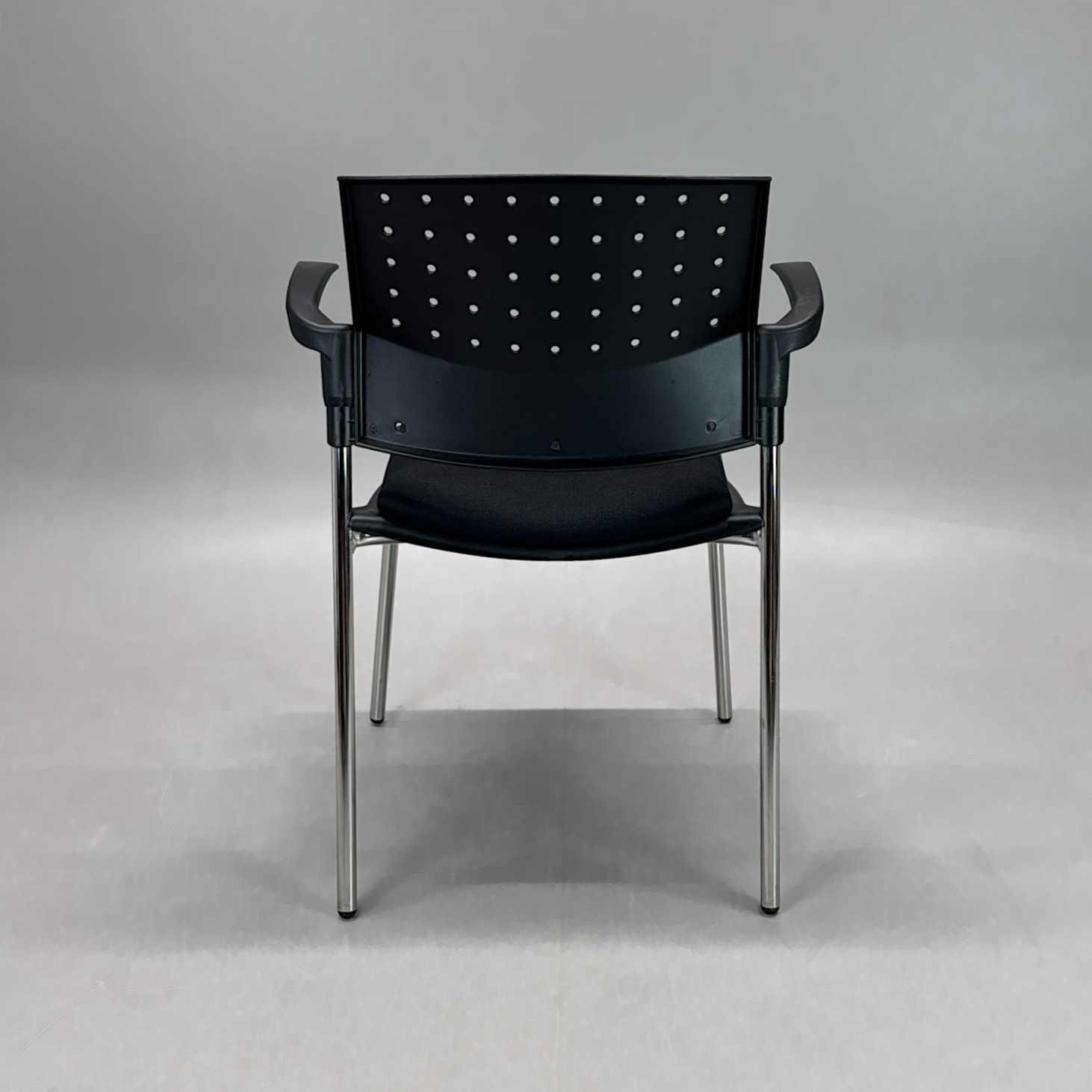 Galleribild #2 för Konferensstol med armstöd