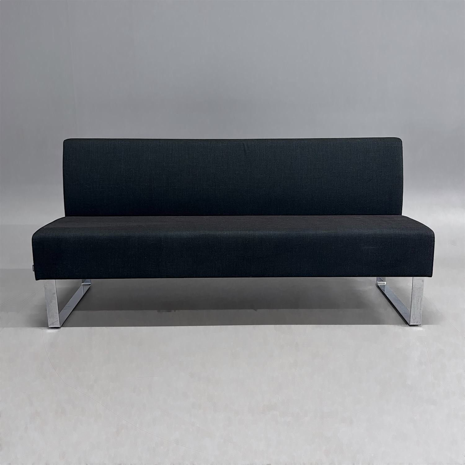 Galleribild #1 för Soffa Monolite 3-sits