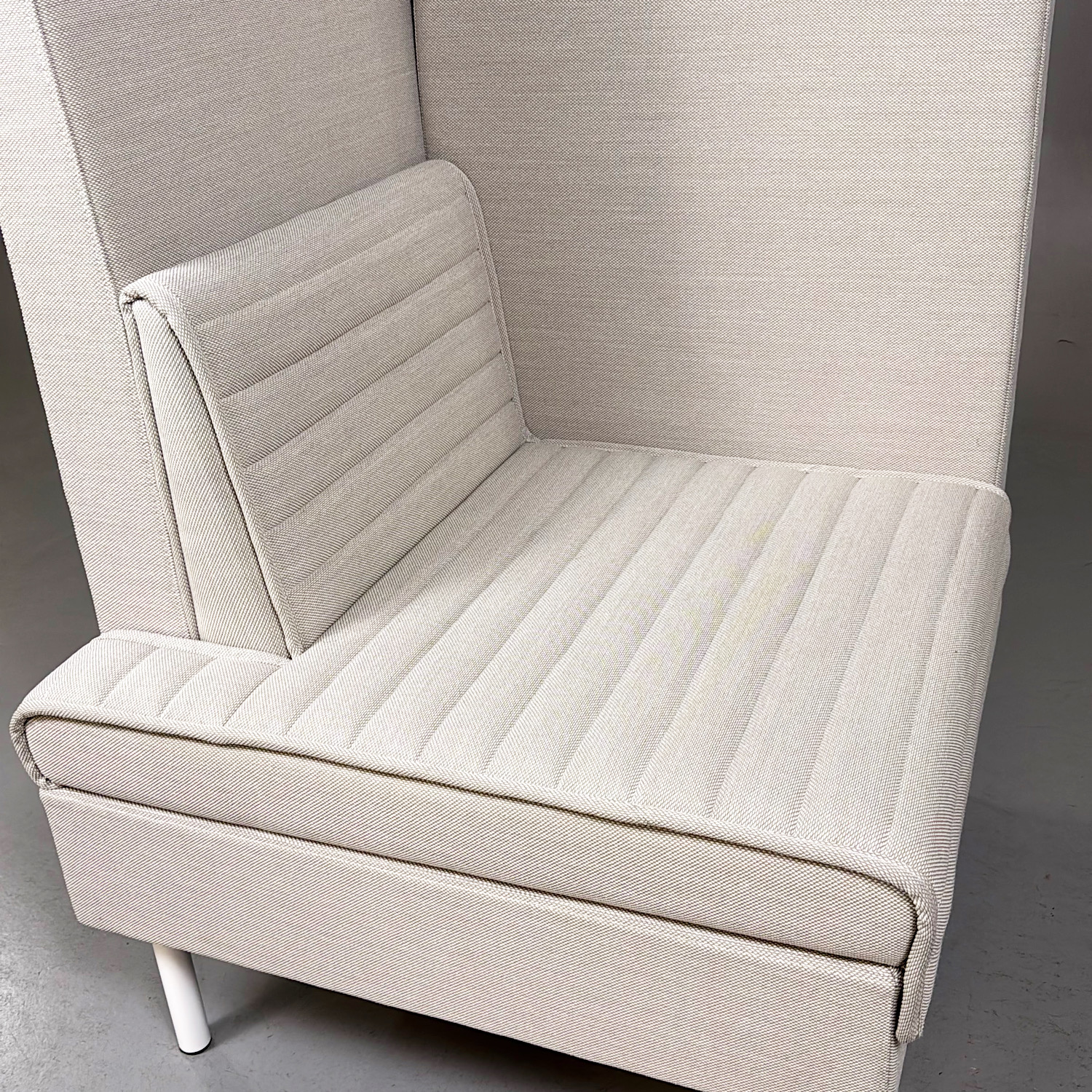 Galleribild #3 för Fåtölj Tyst Smallroom Höger