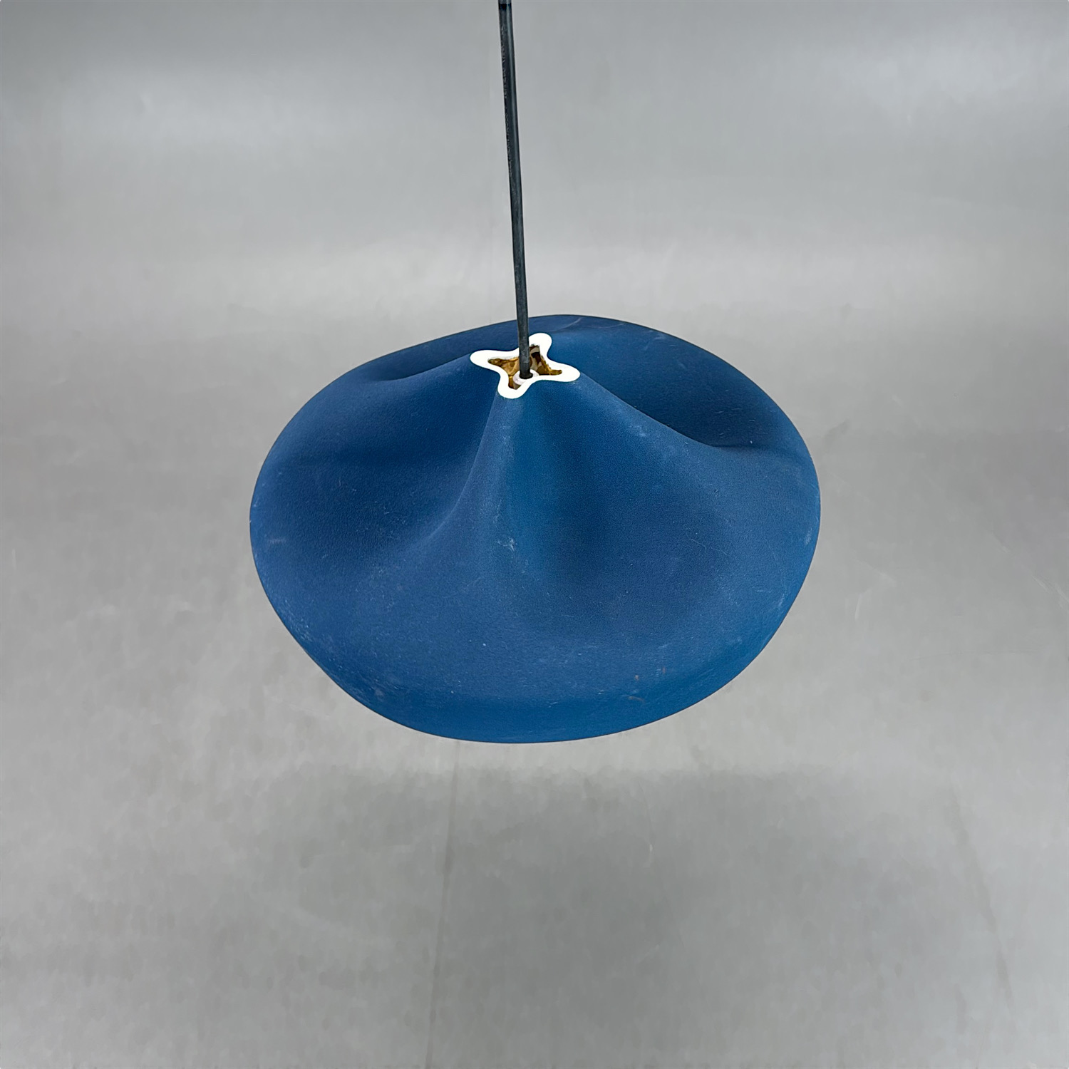 Galleribild #1 för Taklampa Pleat Box 36