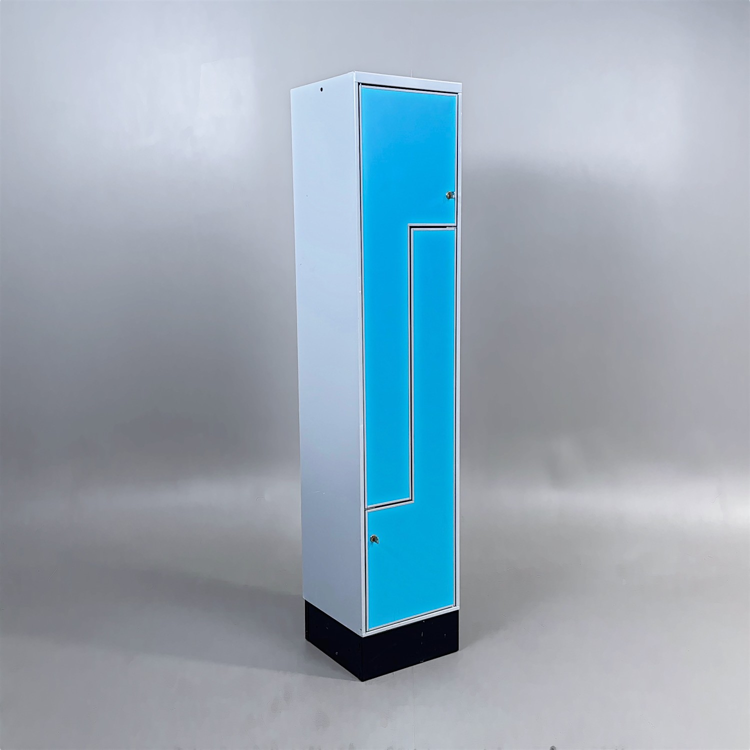 Omklädningsskåp Z 2 dörrar