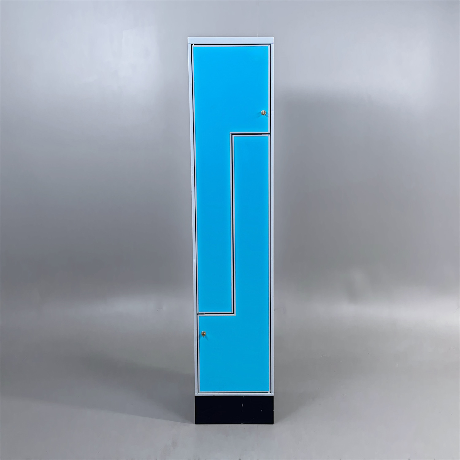 Galleribild #1 för Omklädningsskåp Z 2 dörrar
