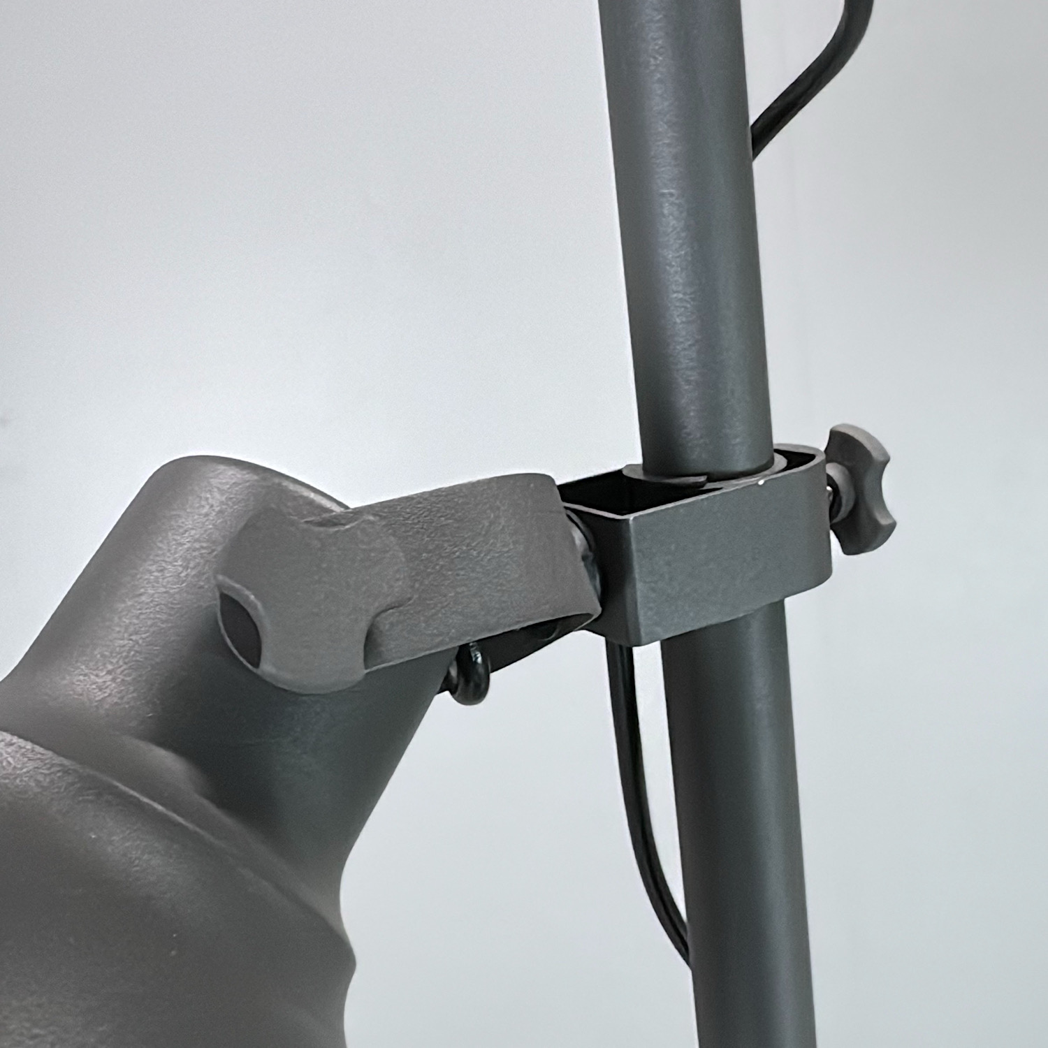 Galleribild #1 för Golvlampa Hektar 3-spot