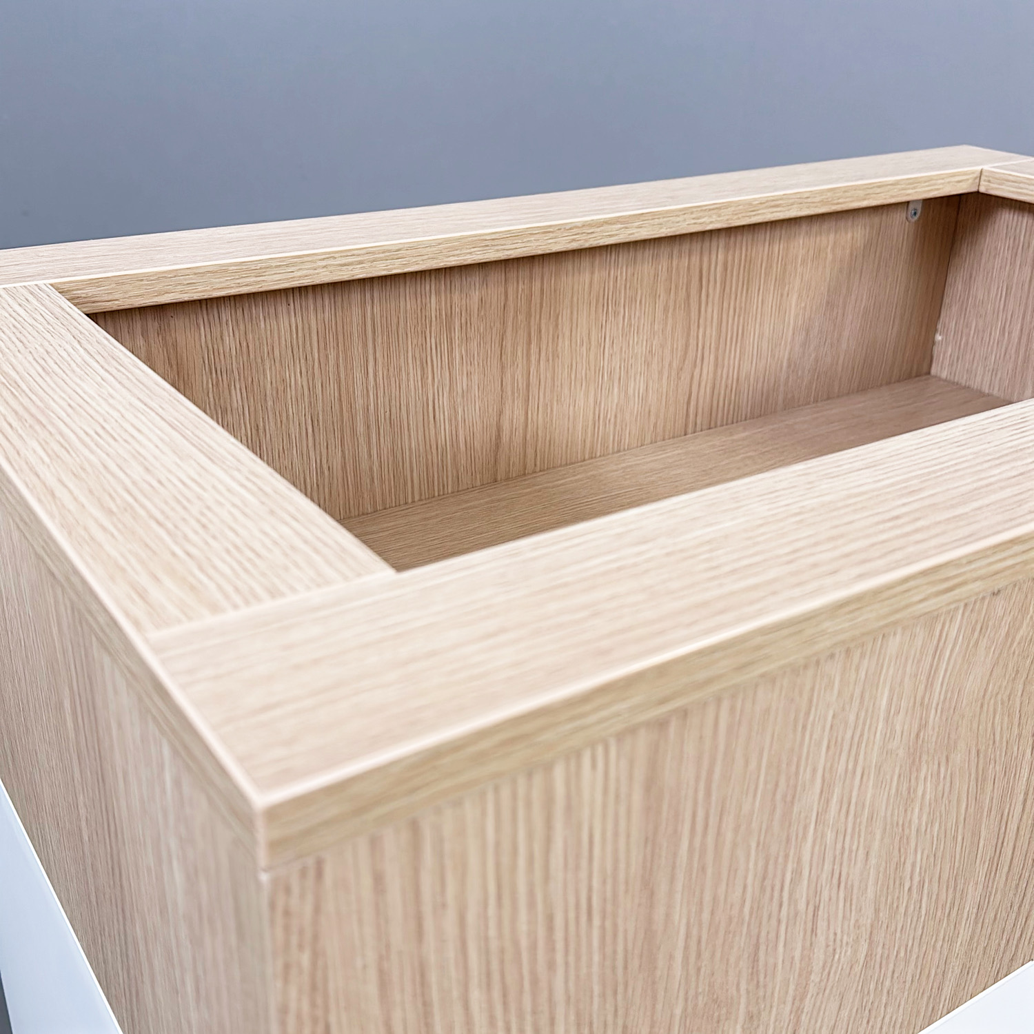 Galleribild #5 för Skåp med blomlåda