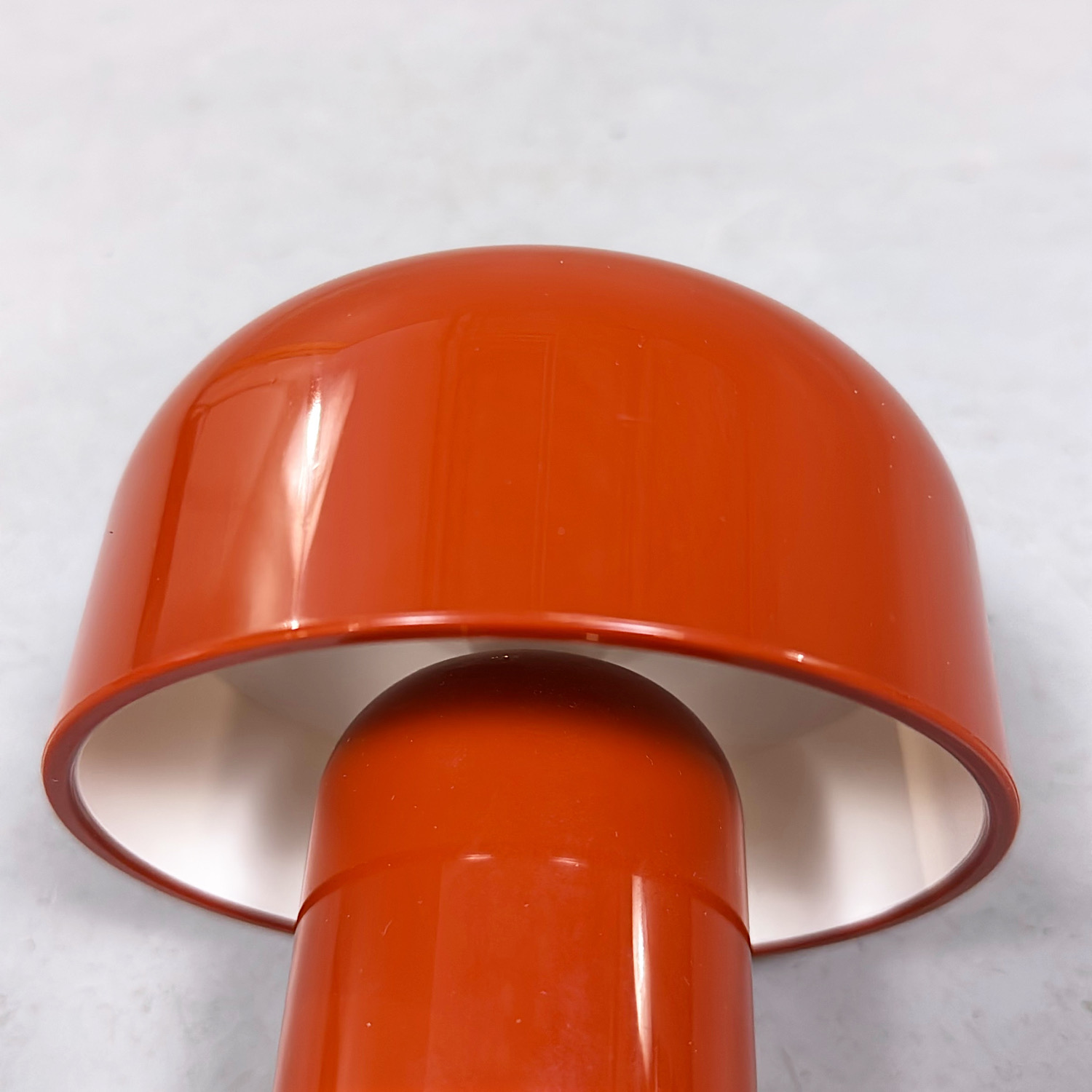 Galleribild #2 för Bordslampa Bellhop