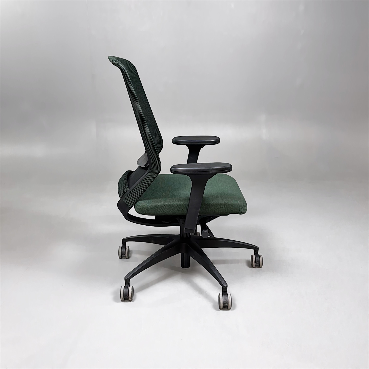 Galleribild #2 för Kontorsstol Esencia