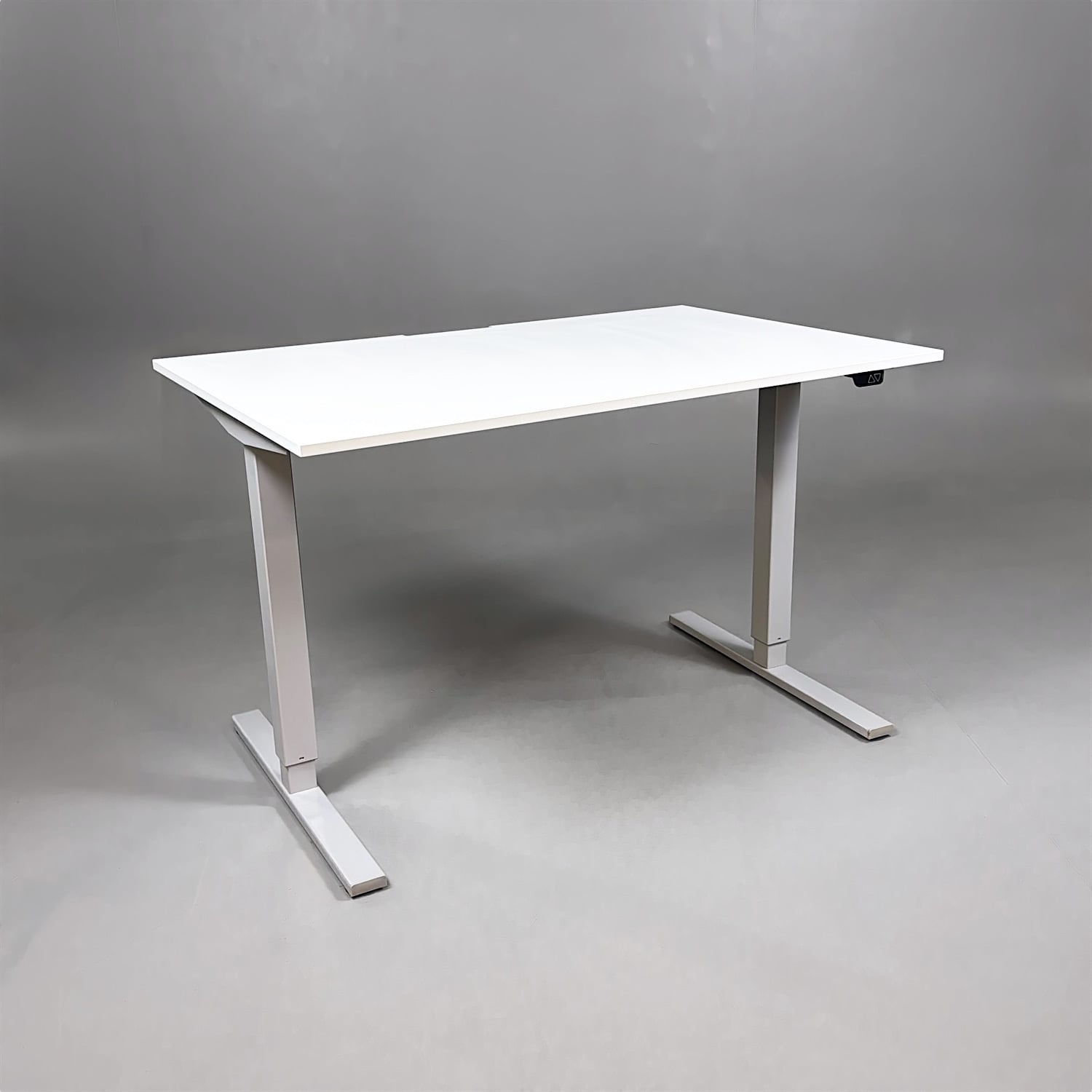 Höj- och sänkbart skrivbord 1200mm