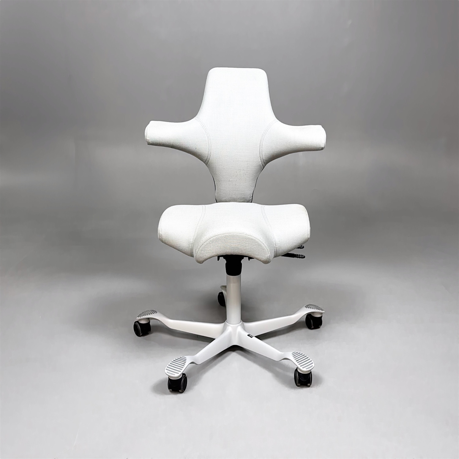 Galleribild #1 för Sadelstol Capisco 8106