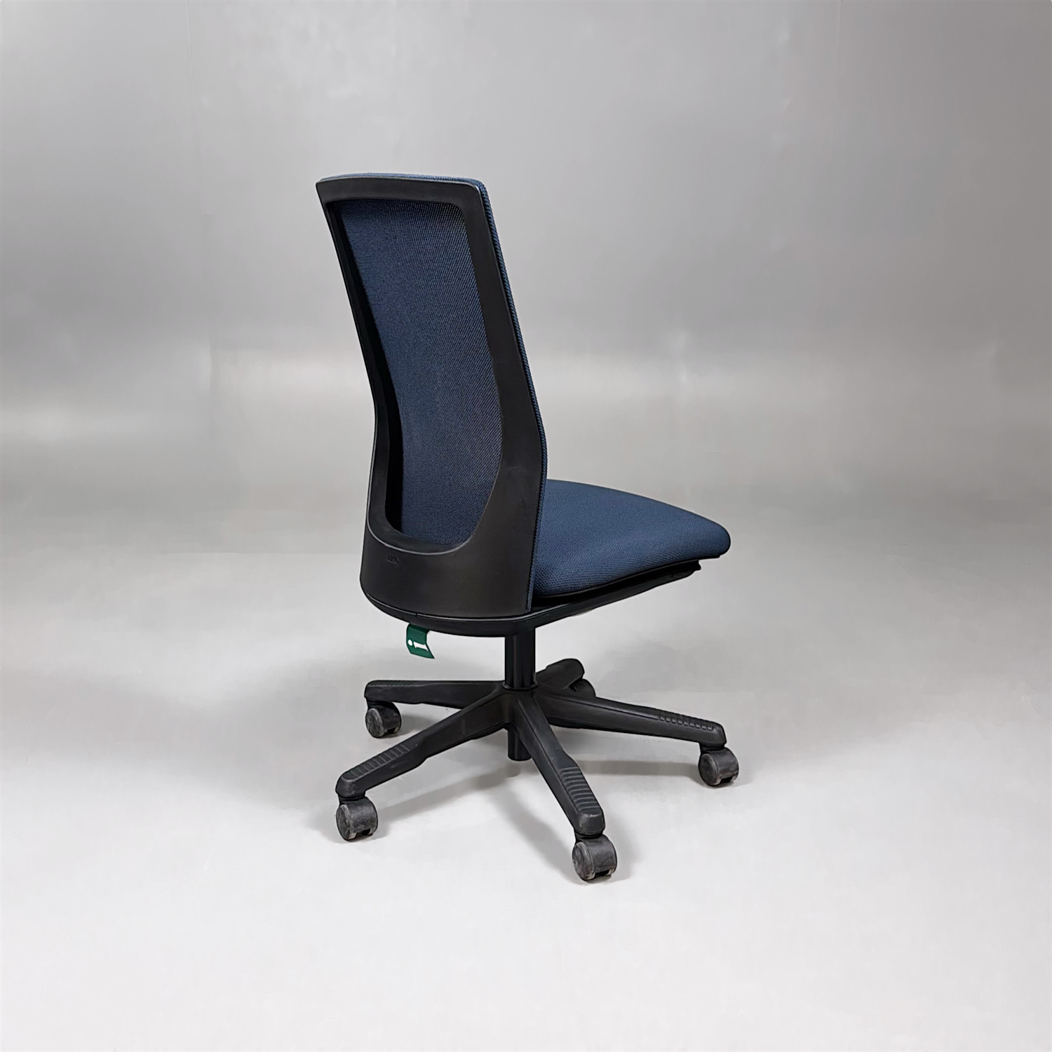 Galleribild #3 för Konferensstol Futu