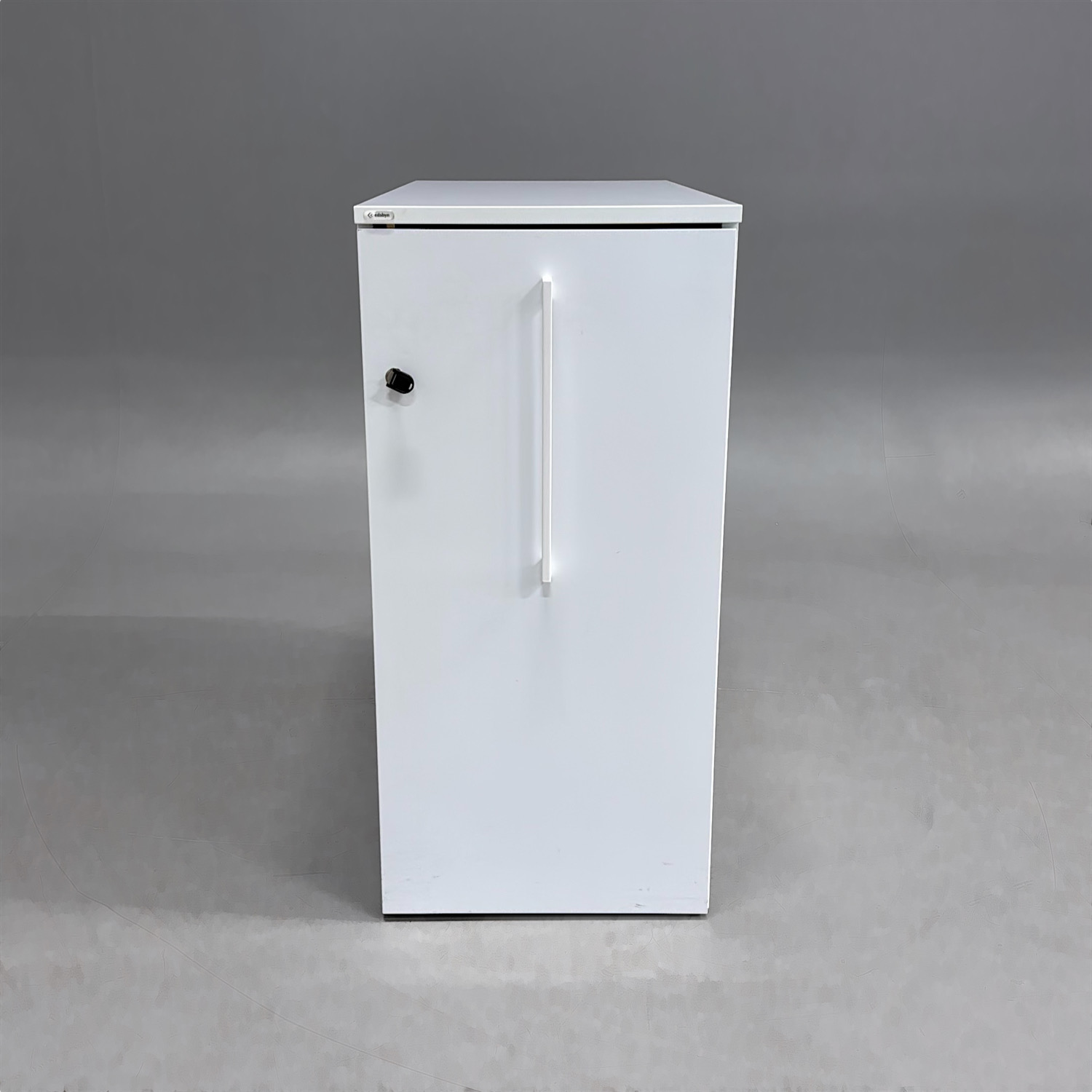 Galleribild #1 för Towerskåp Höger