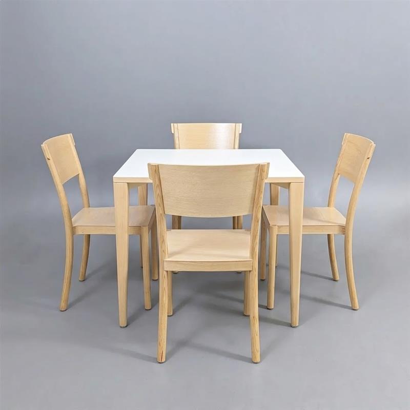 Cafégrupp Nesso/ Light & Easy