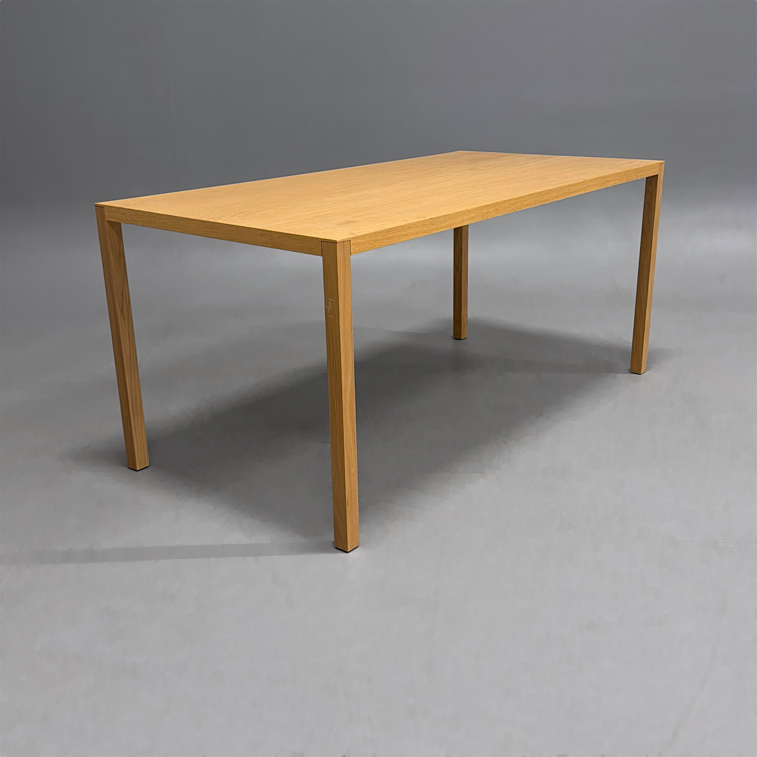 Konferensbord Bespoke 1600mm
