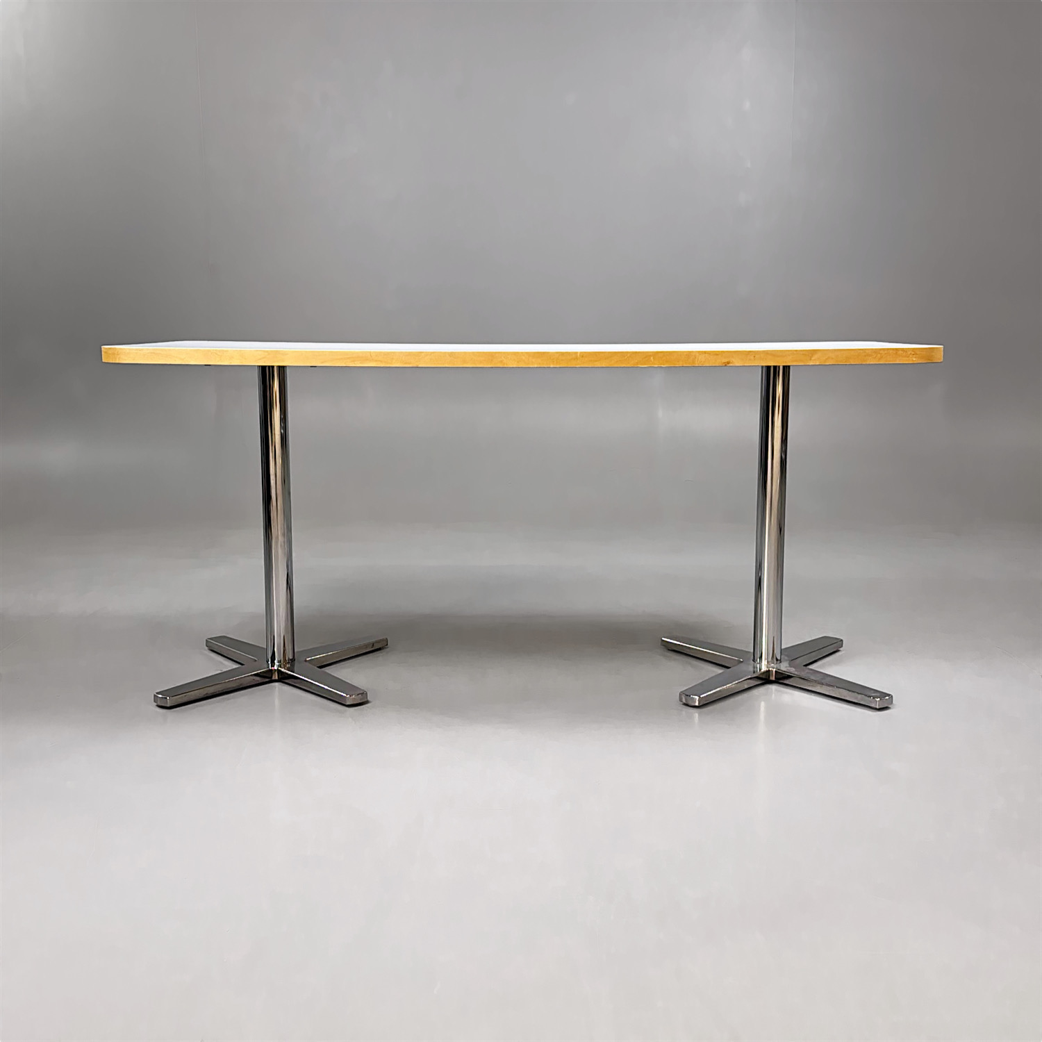Galleribild #2 för Soffbord Centrum 1350x525mm