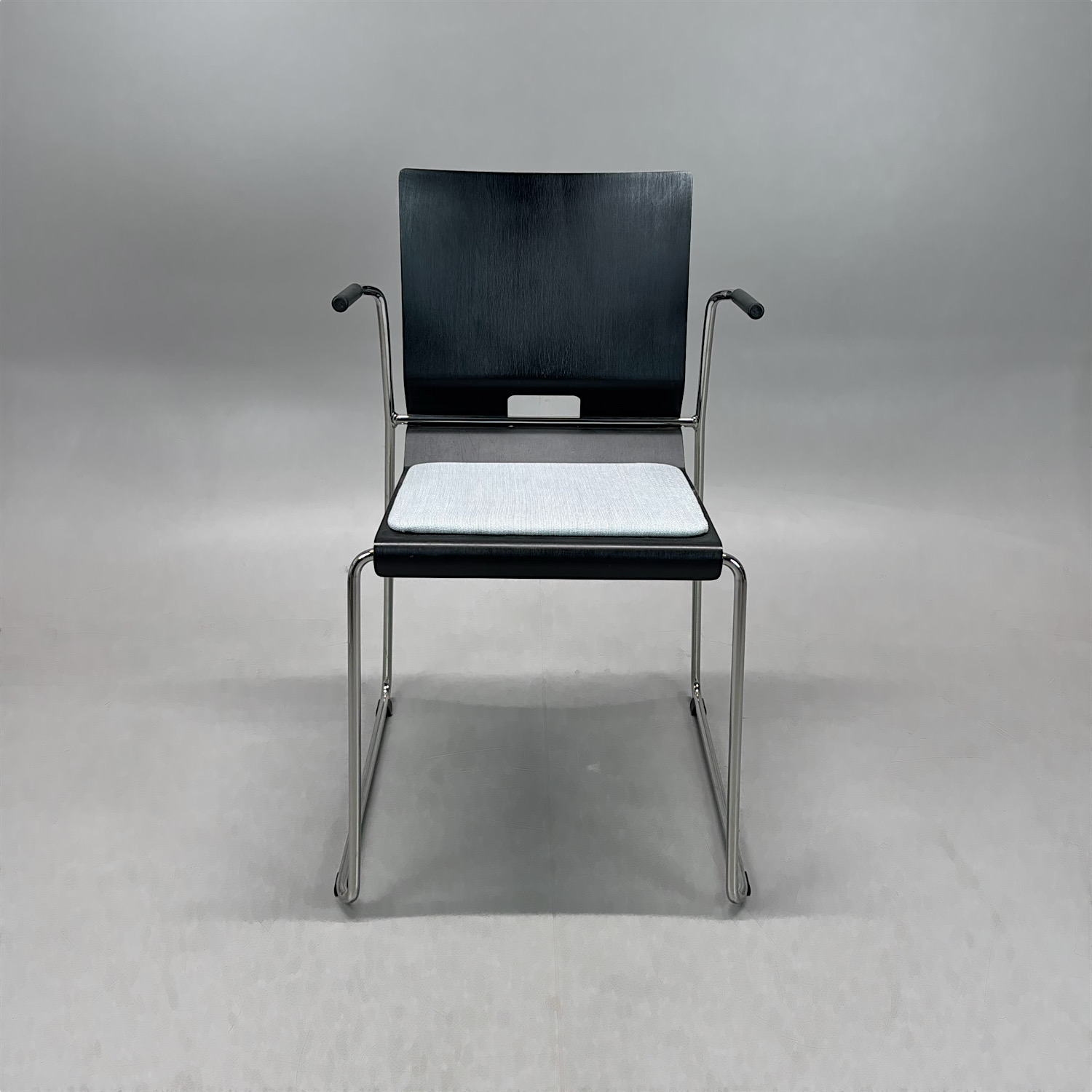 Galleribild #1 för Konferensstol Chair 69