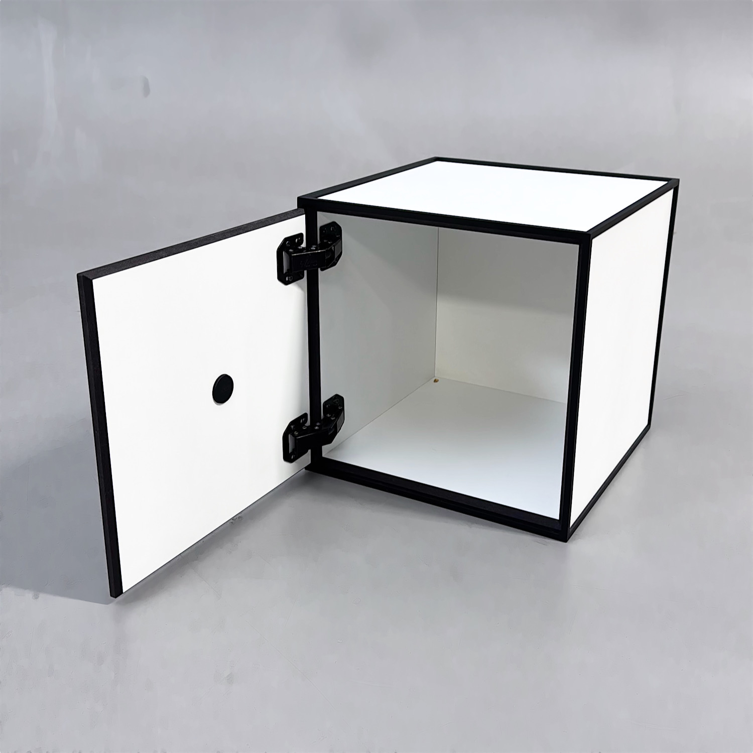 Galleribild #2 för Väggskåp Frame 28