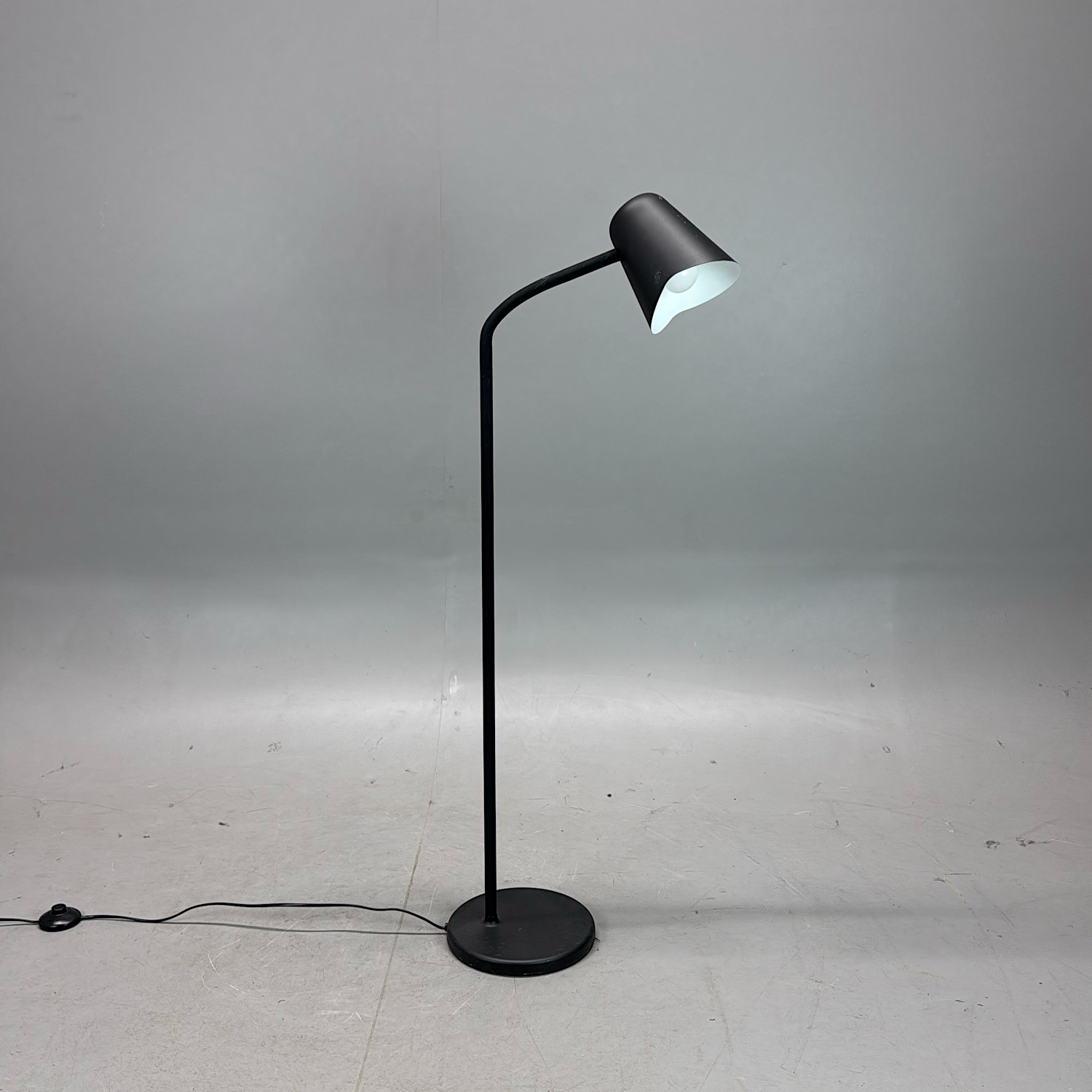 Galleribild #4 för Golvlampa Me dim