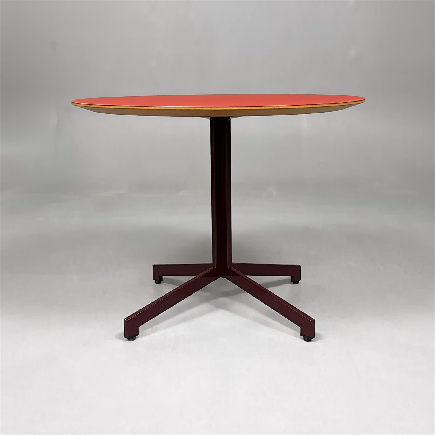 Galleribild #1 för Soffbord Madison Ø750mm
