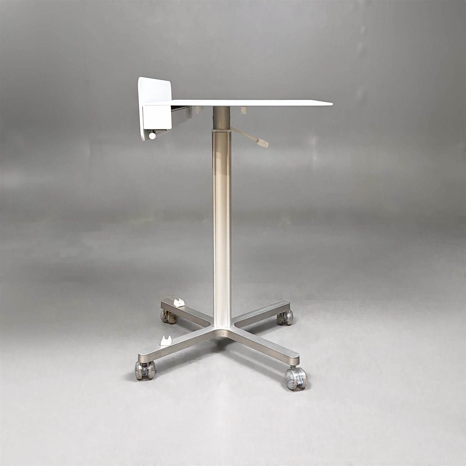 Galleribild #2 för Höj- och sänkbart Talarbord Mixx