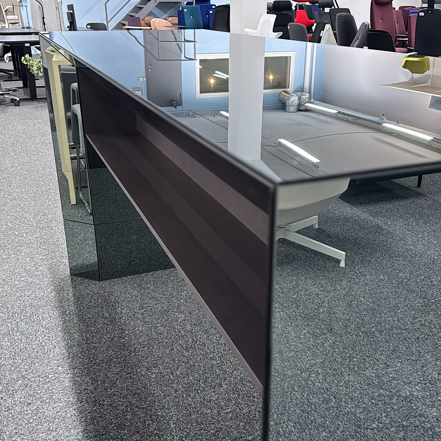 hover image