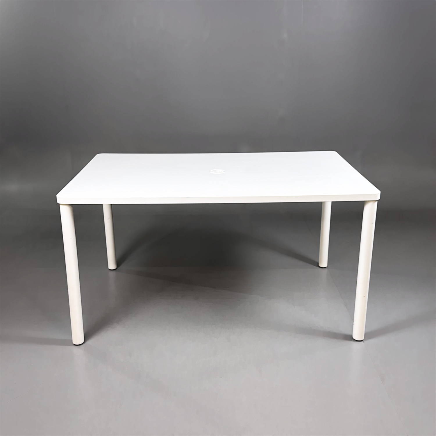 Galleribild #1 för Konferensbord B-15 1400x900mm